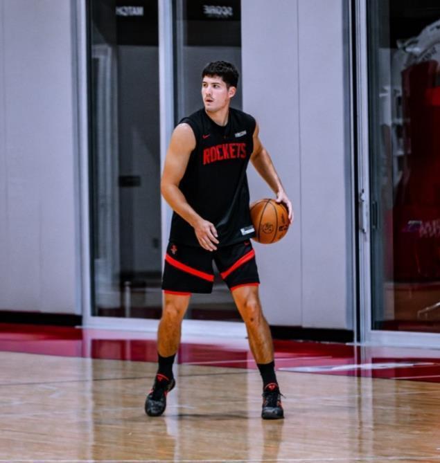 申京搭档内, 只要乌度卡, 个阵容首发 申京搭档内, 只要乌度卡, 个阵容首发